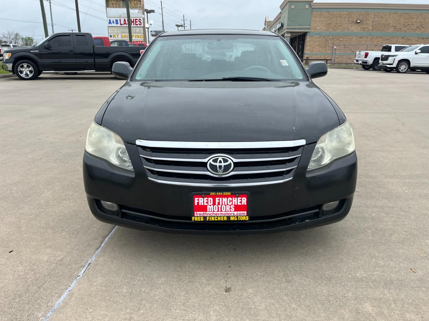 2006 Black /TAN Toyota Avalon Limited (4T1BK36B66U) with an 3.5L V6 DOHC 24V engine, 5-Speed Automatic Overdrive transmission, located at 14700 Tomball Parkway 249, Houston, TX, 77086, (281) 444-2200, 29.928619, -95.504074 - Photo#1